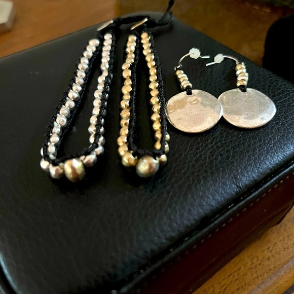 Bracelets earring set, includes all 3 pieces - Picture 3 of 3